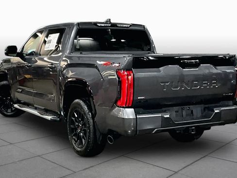 Used 2025 Toyota Tundra Platinum w/ TRD Off-Road Package AWD/4WD image 12