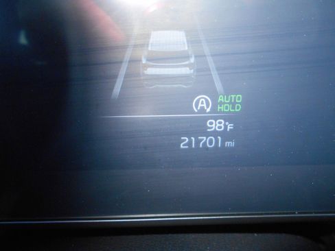 Used 2025 Kia Sportage X-Line w/ Premium Package image 16