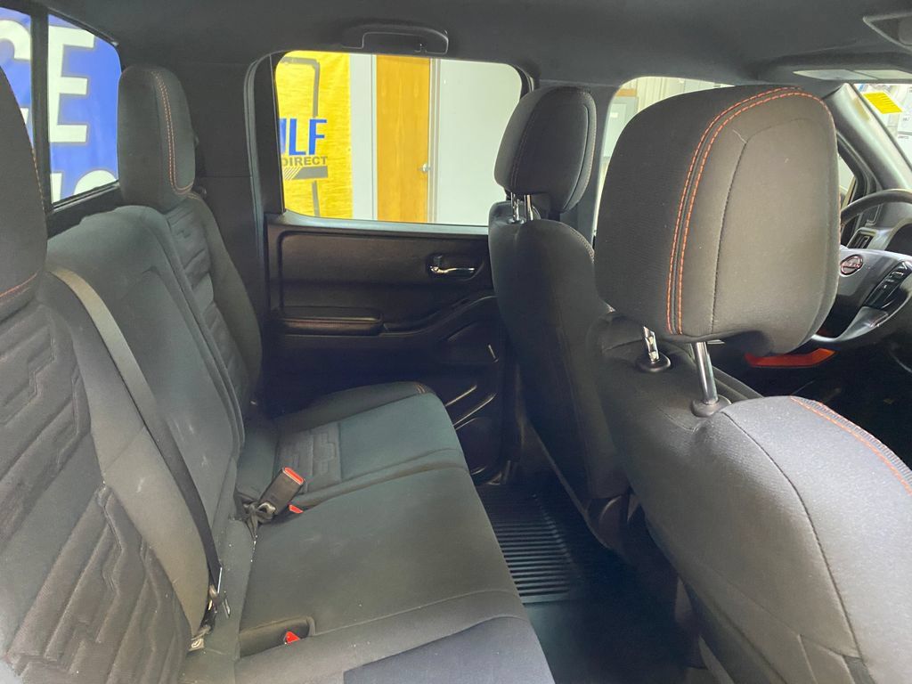 Used 2025 Nissan Frontier PRO-4X AWD/4WD image 28