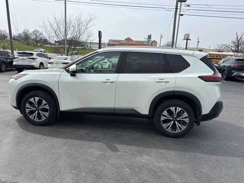 Used 2023 Nissan Rogue SV w/ SV Premium B Package image 12