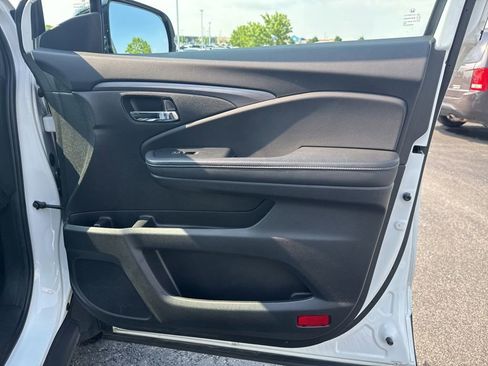 Certified 2021 Honda Ridgeline Sport image 37