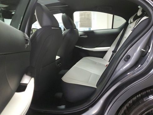 Used 2025 Lexus IS 350 F Sport image 21