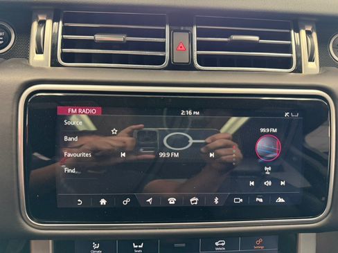 Used 2018 Land Rover Range Rover HSE AWD/4WD image 61