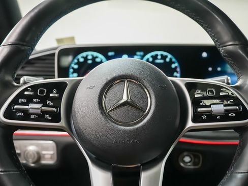 Used 2021 Mercedes-Benz GLE 350 4MATIC image 25