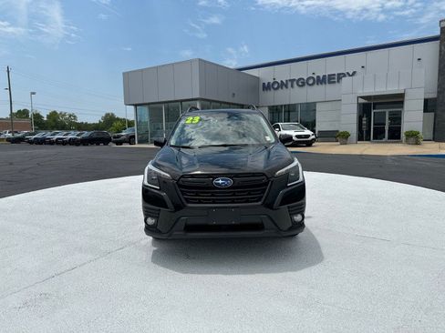 Certified 2023 Subaru Forester Premium AWD/4WD image 2
