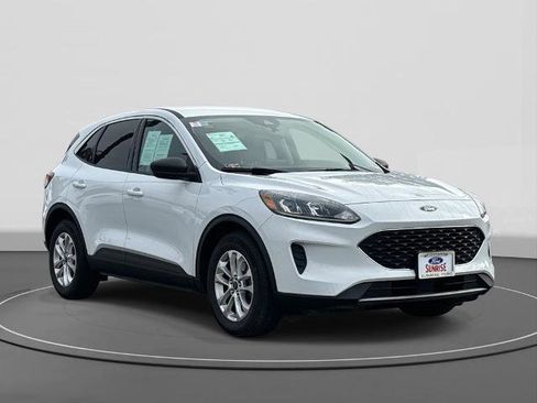Certified 2022 Ford Escape SE w/ Convenience Package image 4