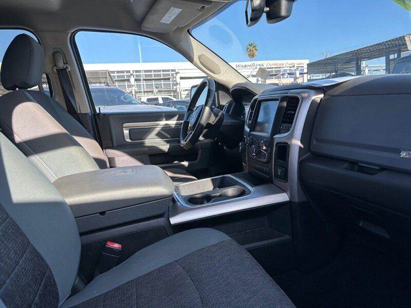 Used 2018 RAM 1500 Big Horn AWD/4WD image 16