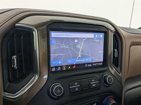 Used 2020 Chevrolet Silverado 1500 High Country w/ Technology Package image 24