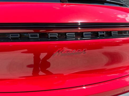 New 2026 Porsche Macan AWD/4WD image 13