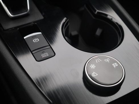 New 2026 Nissan Rogue SV AWD/4WD image 17