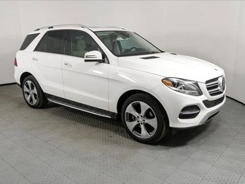 Used 2016 Mercedes-Benz GLE 350 w/ Premium Package image 9