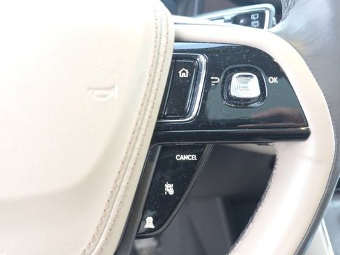 Used 2022 Lincoln Aviator Reserve w/ Equipment Group 201A image 14