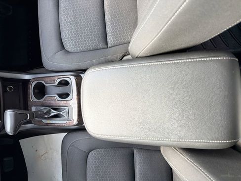 Used 2019 GMC Canyon SLE image 31