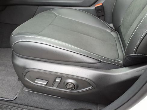 New 2025 Jeep Grand Cherokee L Altitude image 15