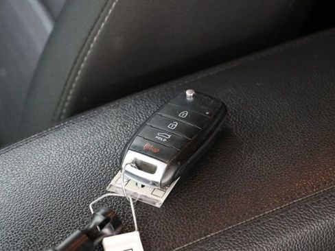 Used 2017 Kia Forte LX w/ LX Popular Package FWD image 32