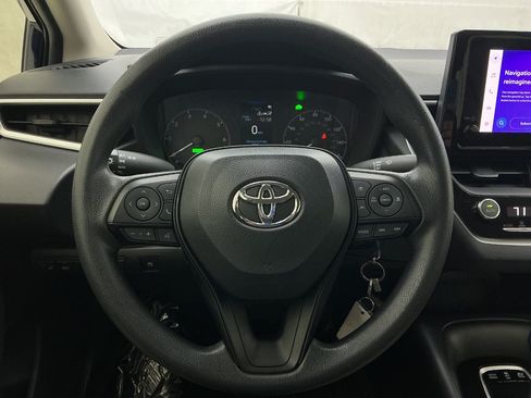 Used 2024 Toyota Corolla LE FWD image 31