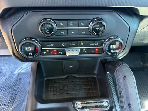 Certified 2024 Ford Bronco Raptor w/ Interior Carbon Fiber Pack 6 AWD/4WD image 25