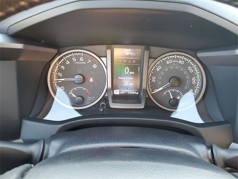 Used 2023 Toyota Tacoma TRD Sport image 23