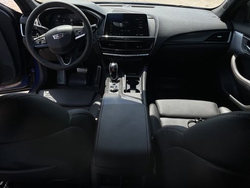Used 2023 Cadillac CT5 V w/ Premium Package RWD image 23