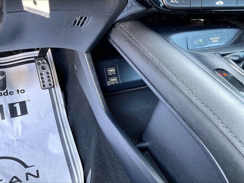 Used 2019 Honda HR-V Sport image 32