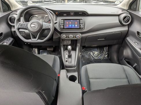 Certified 2025 Nissan Kicks Play S image 23