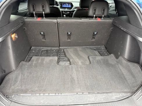 Used 2024 Chevrolet Trax RS w/ Sunroof Package FWD image 14