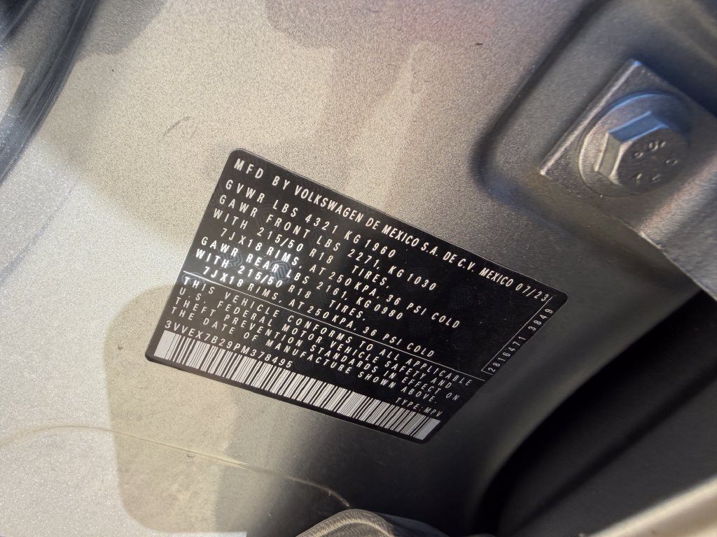 Certified 2023 Volkswagen Taos SE FWD image 31