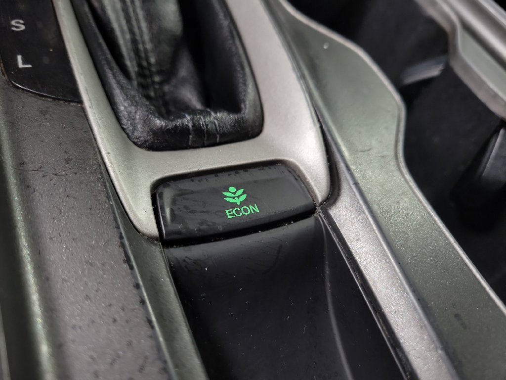 Used 2018 Honda Accord LX image 20