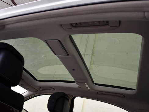 Used 2016 Mercedes-Benz S 550 Sedan image 25