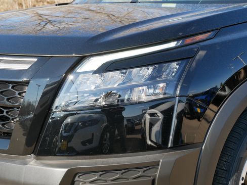 Certified 2024 Nissan Pathfinder Rock Creek image 16