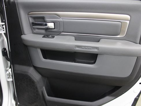 Used 2017 RAM 1500 Big Horn image 23