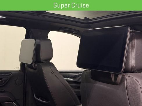 Certified 2024 GMC Yukon XL Denali w/ Denali Reserve Package AWD/4WD image 11