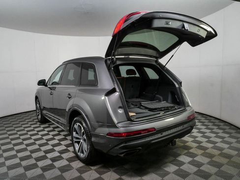Used 2026 Audi Q7 3.0T Premium w/ Convenience Plus Package AWD/4WD image 34