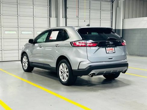 Used 2021 Ford Edge Titanium AWD/4WD image 16