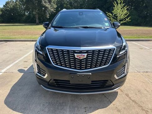Used 2025 Cadillac XT5 Premium Luxury FWD image 12
