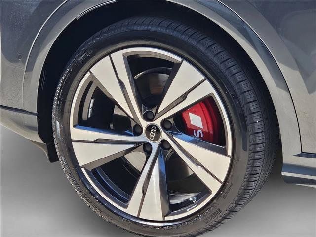 Certified 2026 Audi SQ5 Premium Plus AWD/4WD image 9