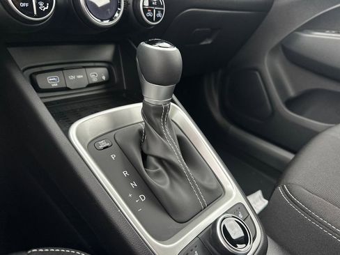 New 2026 Hyundai Venue SEL FWD image 18