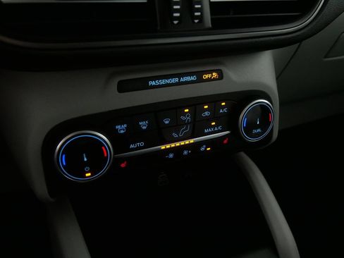 Used 2026 Ford Escape Active w/ Cold Weather Package AWD/4WD image 29