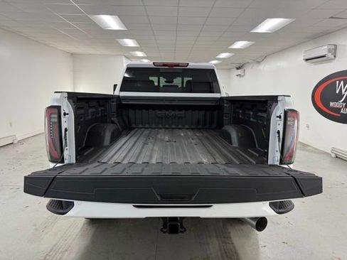 New 2026 GMC Sierra 2500 AT4 w/ AT4 Premium Plus Package image 8