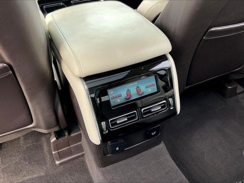 Used 2021 Lincoln Aviator Black Label Grand Touring w/ Class IV Trailer Tow Package AWD/4WD image 33