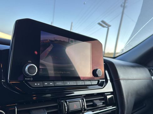 Used 2023 Nissan Pathfinder Rock Creek image 24