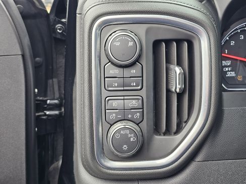 Used 2019 Chevrolet Silverado 1500 RST w/ All-Star Edition image 14