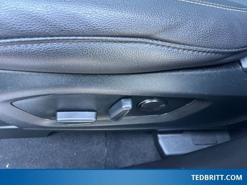 Certified 2022 Ford Explorer Limited w/ Equipment Group 301A image 44