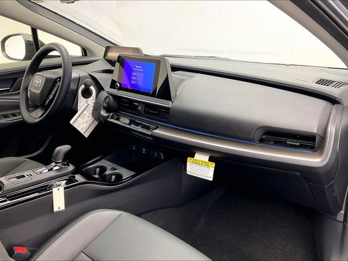 New 2026 Toyota Prius XLE image 6
