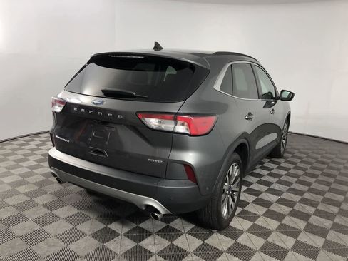 Used 2021 Ford Escape Titanium image 8