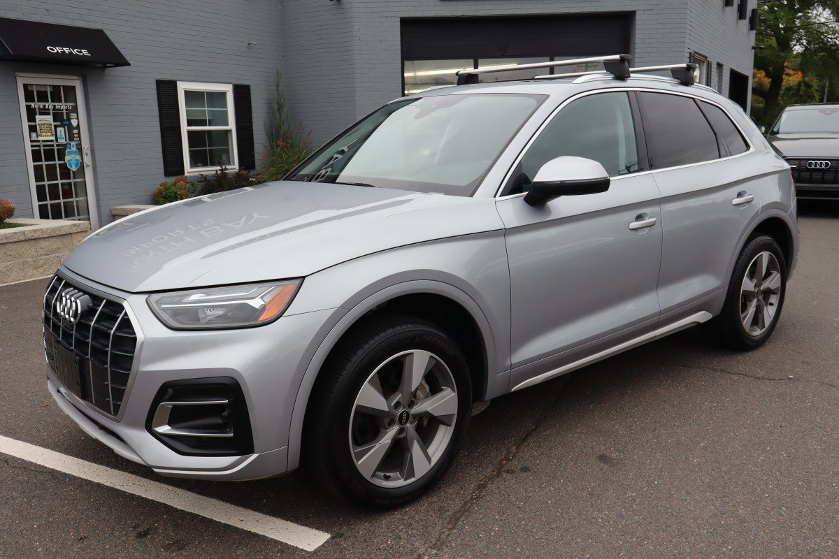 Used 2023 Audi Q5 2.0T Premium Plus w/ Premium Plus Package AWD/4WD image 3