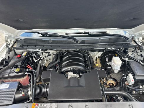 Used 2018 Chevrolet Silverado 1500 High Country AWD/4WD image 16