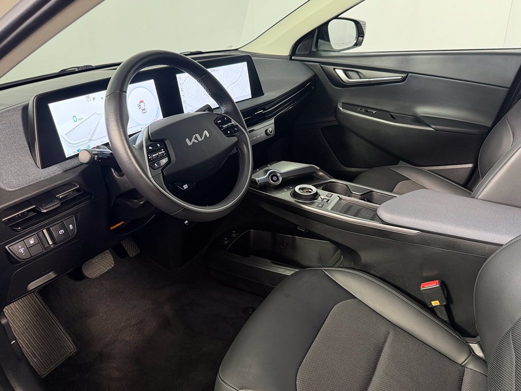 Used 2024 Kia EV6 Light RWD image 15