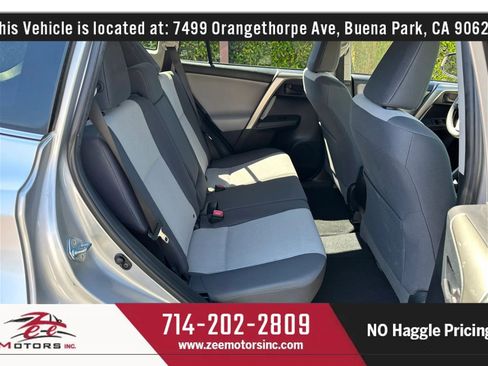 Used 2015 Toyota RAV4 LE image 22