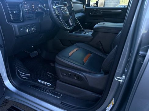 Used 2024 GMC Sierra 2500 AT4 w/ AT4 Premium Plus Package AWD/4WD image 20